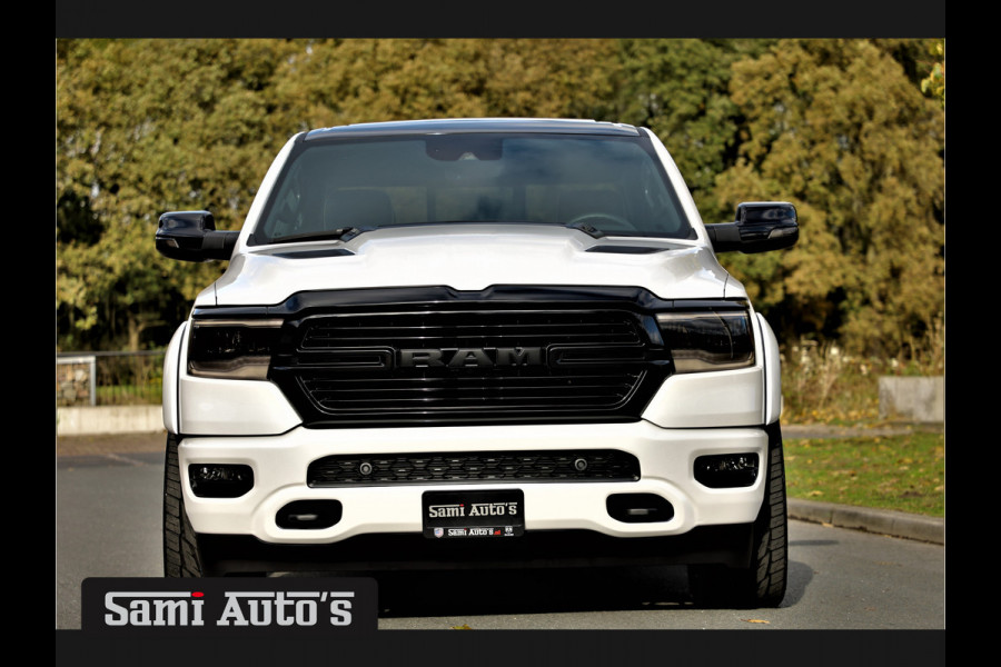 Dodge Ram 1500 LARAMIE NIGHT | BOM VOL | LPG | HUD | VIRTUAL | LUCHTVERING | DEKSEL | PANORAMADAK | BRIGHT WIHTE | 5.7 V8 HEMI 402PK 4x4 | CREWCAB 5 PERSOONS | GRIJSKENTEKEN | VOORRAAD NR 2147 - 4802