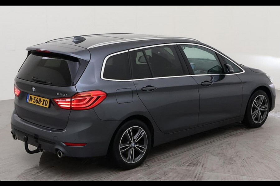 BMW 2 Serie Gran Tourer 220i Business Edition Plus 178 pk, leder,panoramadak, afn. trekhaak, 1e eigenaar, nl auto met nap