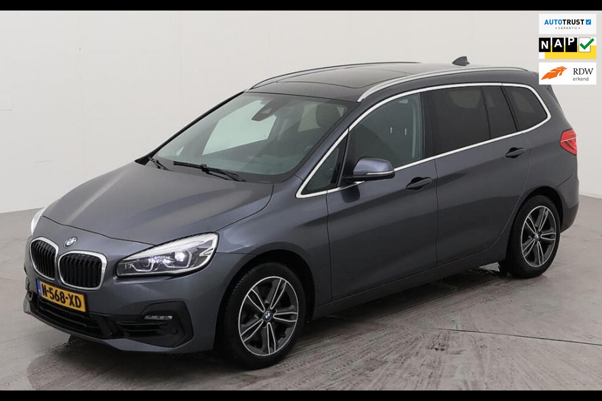 BMW 2 Serie Gran Tourer 220i Business Edition Plus 178 pk, leder,panoramadak, afn. trekhaak, 1e eigenaar, nl auto met nap