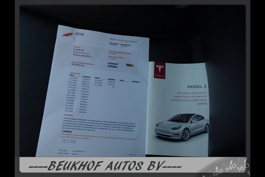 Tesla Model 3 Standard RWD Plus Trekhaak Cam Leer 20x Tesla!