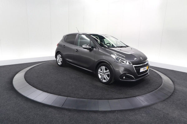 Peugeot 208 PureTech 82 Signature | Parkeersensoren | Apple Carplay | Navigatie