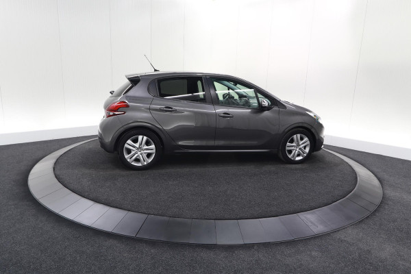 Peugeot 208 PureTech 82 Signature | Parkeersensoren | Apple Carplay | Navigatie