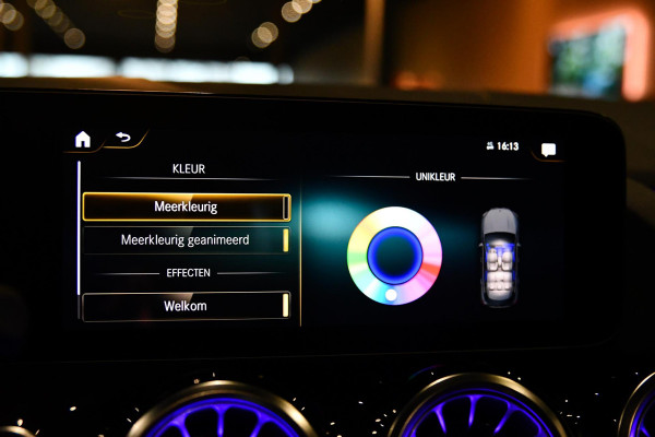 Mercedes-Benz GLA 250 e AMG Plug-In, Pano, Memory, Dodeh, Camera, Sfeer, Multibeam, CarPlay!