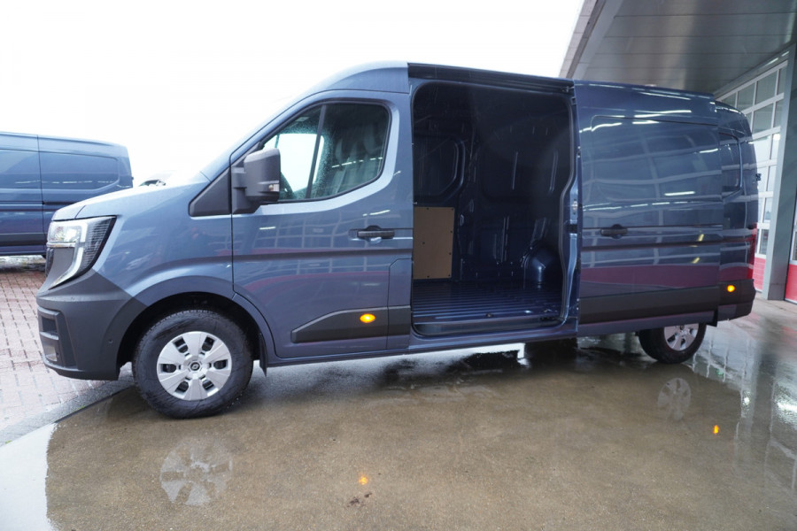 Renault Master T35 2.0 dCi 170PK L3H2 Extra Schuifdeur links en Rechts Climate | Navi | Cruise | Trekhaak