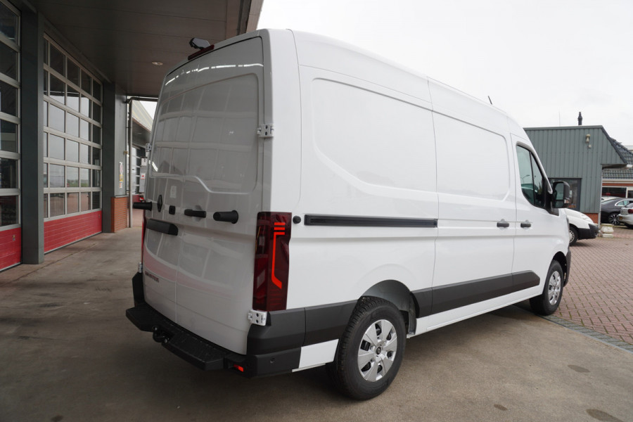 Renault Master T35 2.0 dCi 170PK L2H2 Extra Schuifdeur L / R Climate | Navi | Cruise | Trekhaak