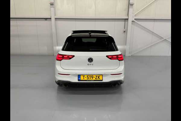 Volkswagen Golf 2.0 TSI GTI Clubsport 45 Edition Bomvol Akrapovic