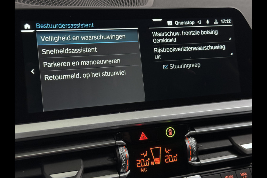 BMW 3 Serie Touring 320e Sportline Plug in Hybrid PHEV | Half Lederen Sporstoelen Verwarmd | M Sportstuur | Apple Carplay | Virtual Cockpit | Navigatie | Camera | DAB |