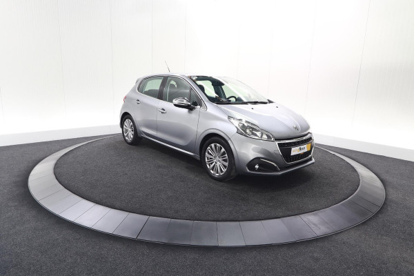 Peugeot 208 PureTech 82 Blue Lease Allure | Apple Carplay | Parkeersensoren | Navigatie | Climate Control