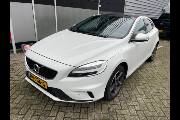 Volvo V40 2.0 D3 Business Sport / panoramadak / leer