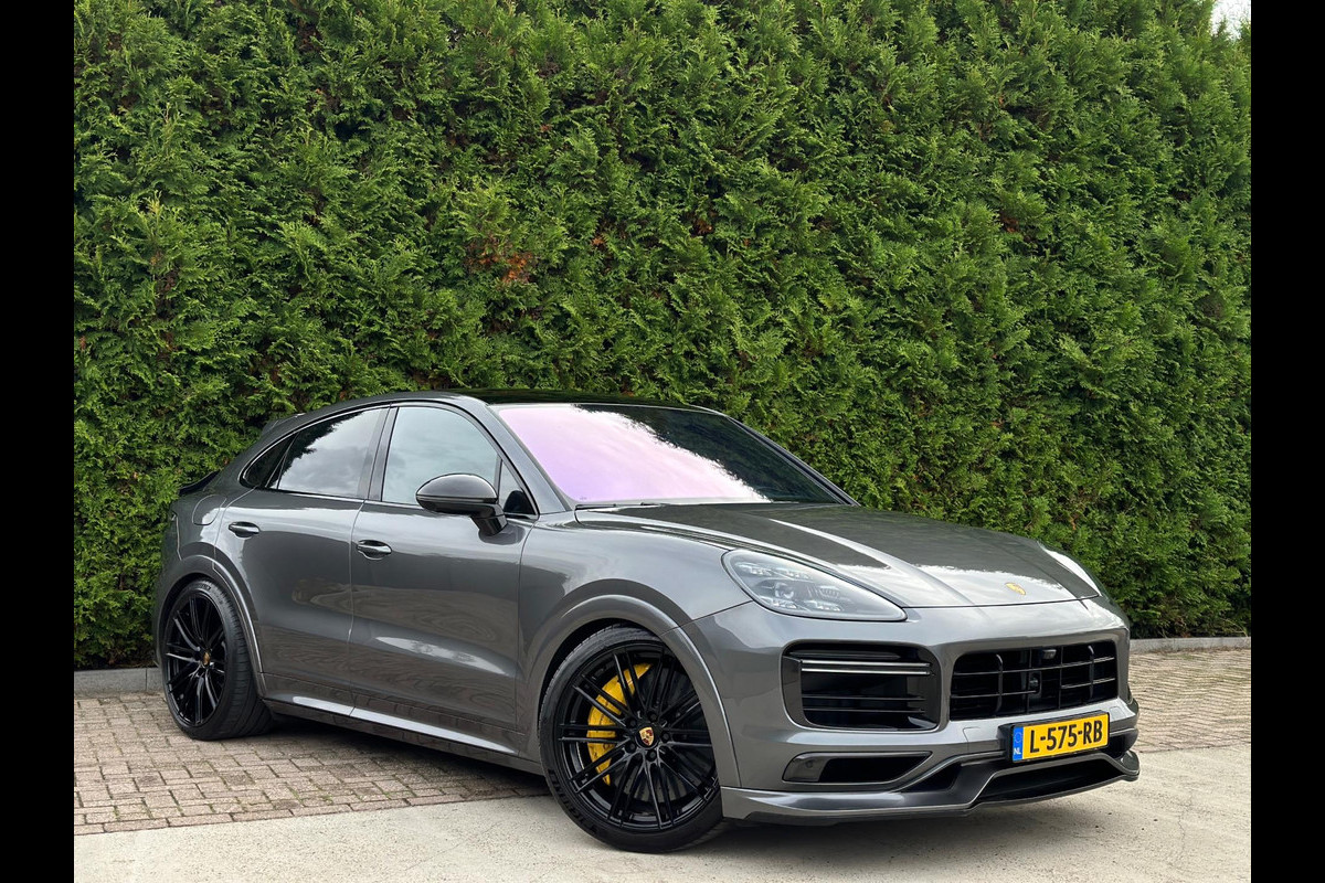 Porsche Cayenne Coupé 4.0 Turbo S E-Hybrid TechArt Carbon Approved