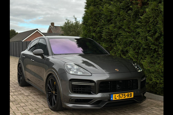 Porsche Cayenne Coupé 4.0 Turbo S E-Hybrid TechArt Carbon Approved