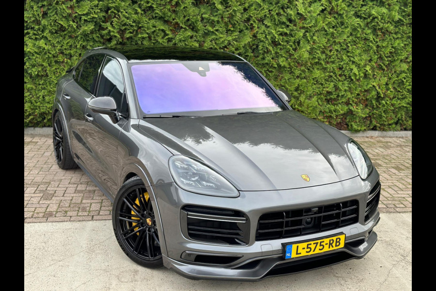 Porsche Cayenne Coupé 4.0 Turbo S E-Hybrid TechArt Carbon Approved