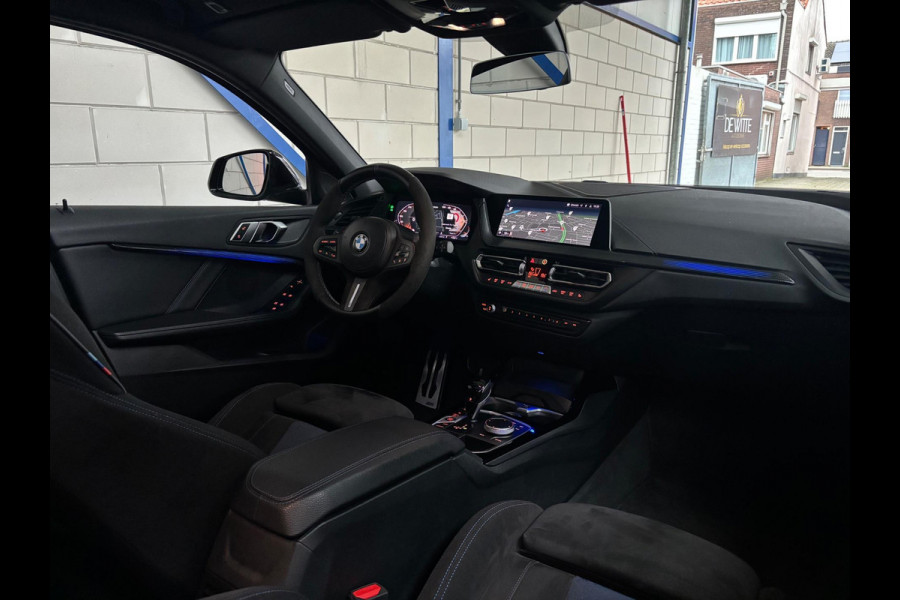 BMW 1-serie M135i xDrive Executive Maxton|HUD|PANO|