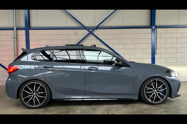 BMW 1-serie M135i xDrive Executive Maxton|HUD|PANO|