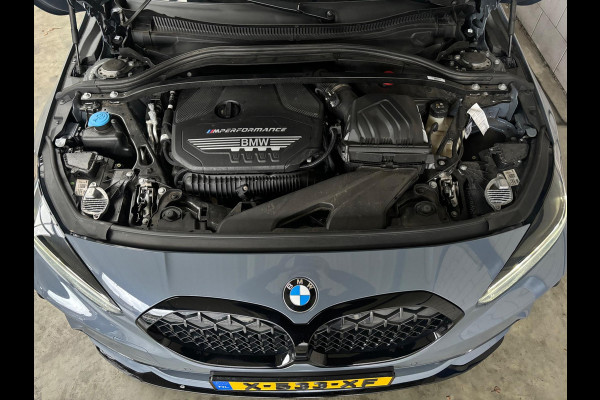 BMW 1-serie M135i xDrive Executive Maxton|HUD|PANO|