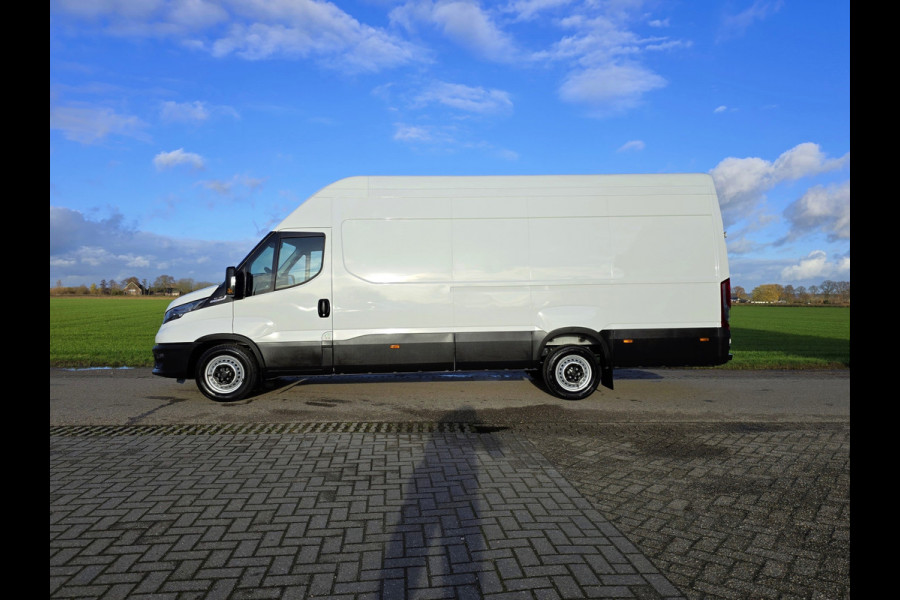 Iveco Daily 35S18HV 3.0 410 H3 - 180 Pk - Euro 6 - AUTOMAAT - Climate Control - ParkeerCamera