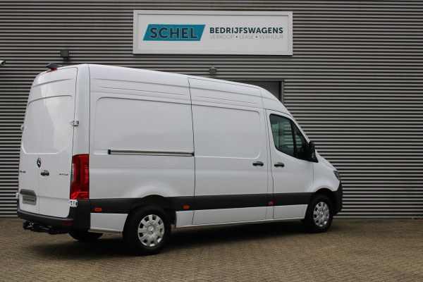 Mercedes-Benz Sprinter 317CDI L2H2 Pro - 2x Schuifdeur - LED - Mbux 10 - 3.5t Trekhaak - Betimmering - Camera - Carplay - Bind spot - Cruise - Smartpho