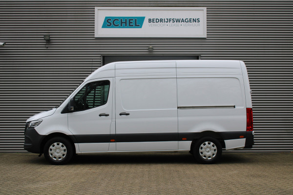 Mercedes-Benz Sprinter 317CDI L2H2 Pro - 2x Schuifdeur - LED - Mbux 10 - 3.5t Trekhaak - Betimmering - Camera - Carplay - Bind spot - Cruise - Smartpho