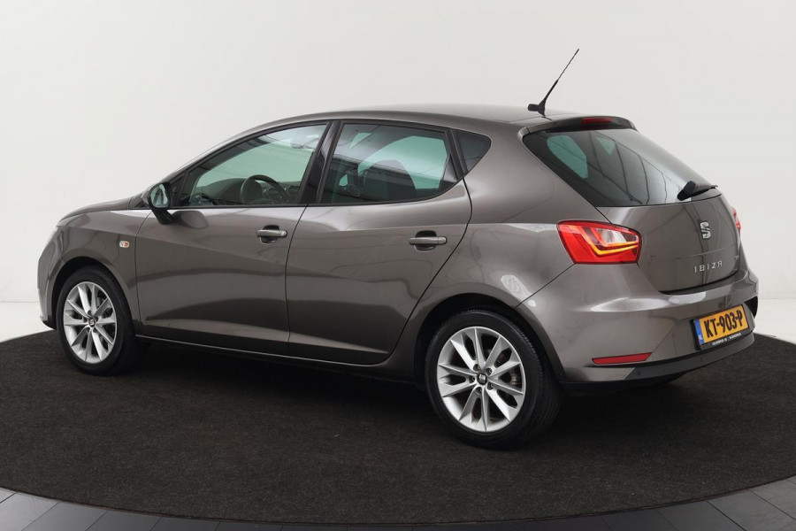 Seat Ibiza 1.4 TDI Style Connect | Stoelverwarming | Xenon | Carplay | Navigatie | Climate control | Cruise control | PDC | Bluetooth