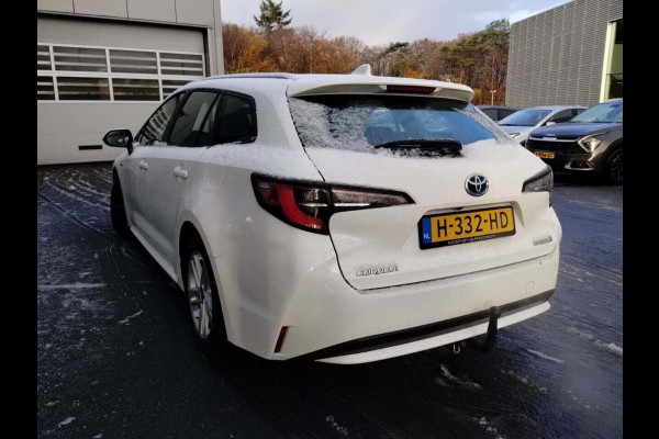 Toyota Corolla Touring Sports 1.8 Hybrid Active Trekhaak / Dealer onderhouden / Adaptive cruise / MCC / Gouda