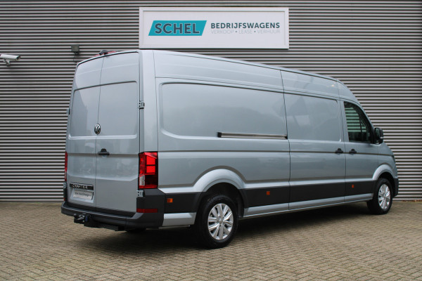 Volkswagen Crafter 35 2.0 TDI L4H3 Highline 177pk - Navi - Geveerde Stoelen - Adaptive Cruise - Blind Spot - Camera - Trekhaak - LM velgen - Rijkla