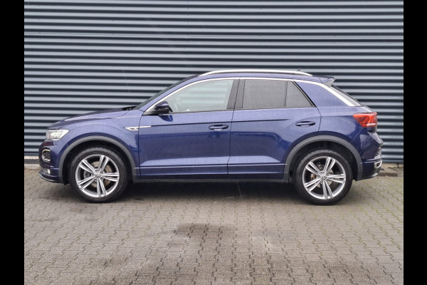 Volkswagen T-Roc 1.5 TSI R-Line 150pk DSG | Panodak | Alcantara Sportstoelen | Trekhaak Afneembaar | Adaptive Cruise | Navigatie | Camera | DAB |