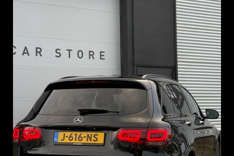 Mercedes-Benz GLC 300e 4MATIC Premium Plus Pano Memory Burmester