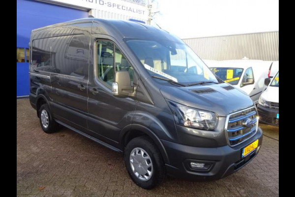 Ford E-Transit 350 L2H2 Trend 68 kWh 100% Elektrisch NAVI AIRCO CRUISE CONTROL