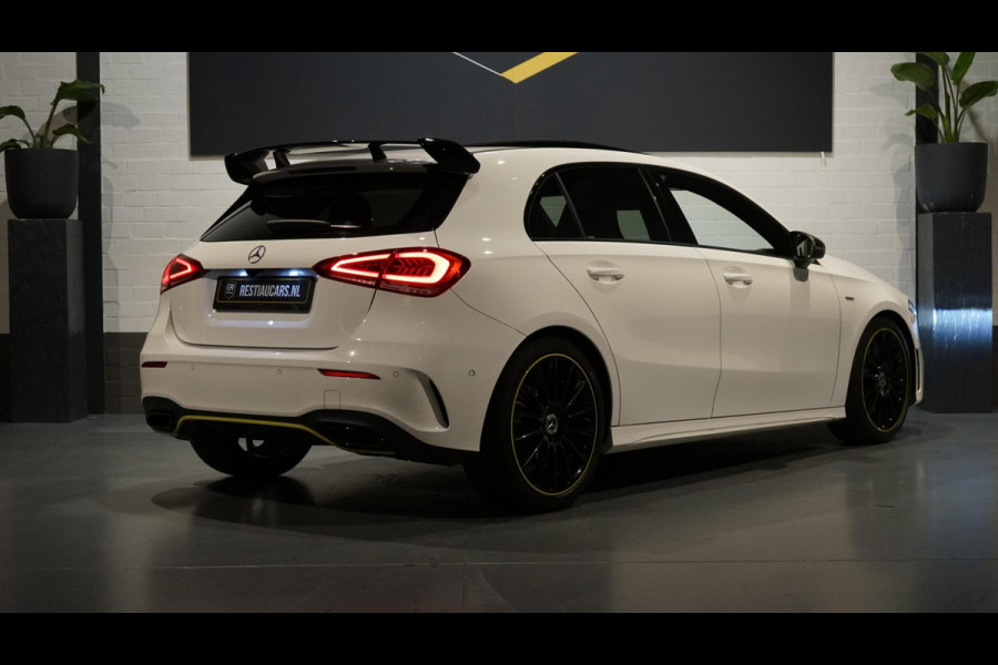 Mercedes-Benz A-Klasse A250 AMG Night Edition 1 AUTOMAAT AMBIANCE-CAMERA-HEADUP-KEYLESS-MBUX-NAVIGATIE-PANORAMA