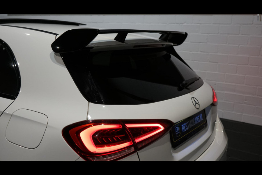 Mercedes-Benz A-Klasse A250 AMG Night Edition 1 AUTOMAAT AMBIANCE-CAMERA-HEADUP-KEYLESS-MBUX-NAVIGATIE-PANORAMA