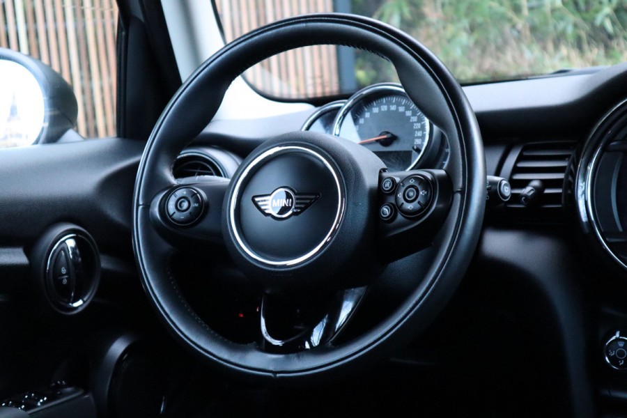 MINI Mini 1.5 One | 5drs. | Automaat | Navi | Carplay |