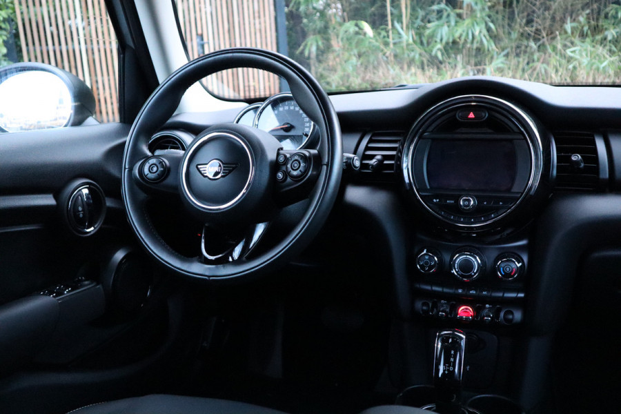 MINI Mini 1.5 One | 5drs. | Automaat | Navi | Carplay |