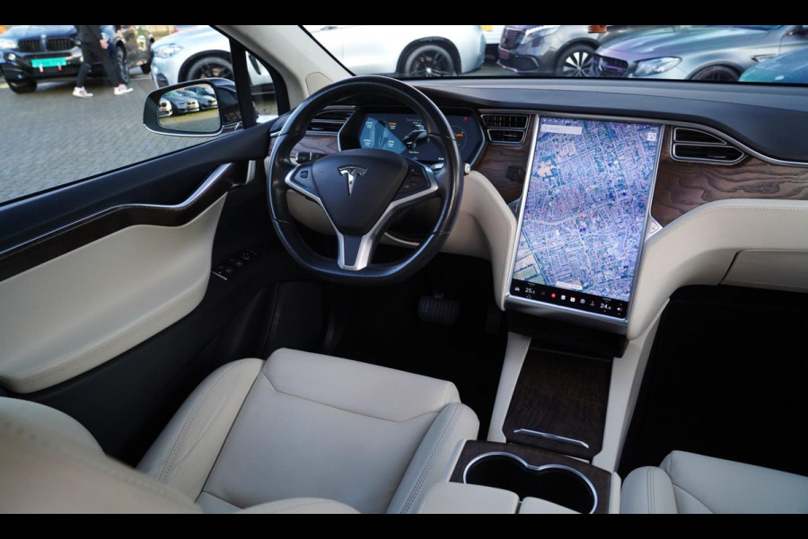 Tesla Model X 75D Base | Inclusief BTW | 417KM Actieradius | 333PK |   Vleugeldeuren | 360 Cam | 17 inch touchscreen | Luxe Leder |