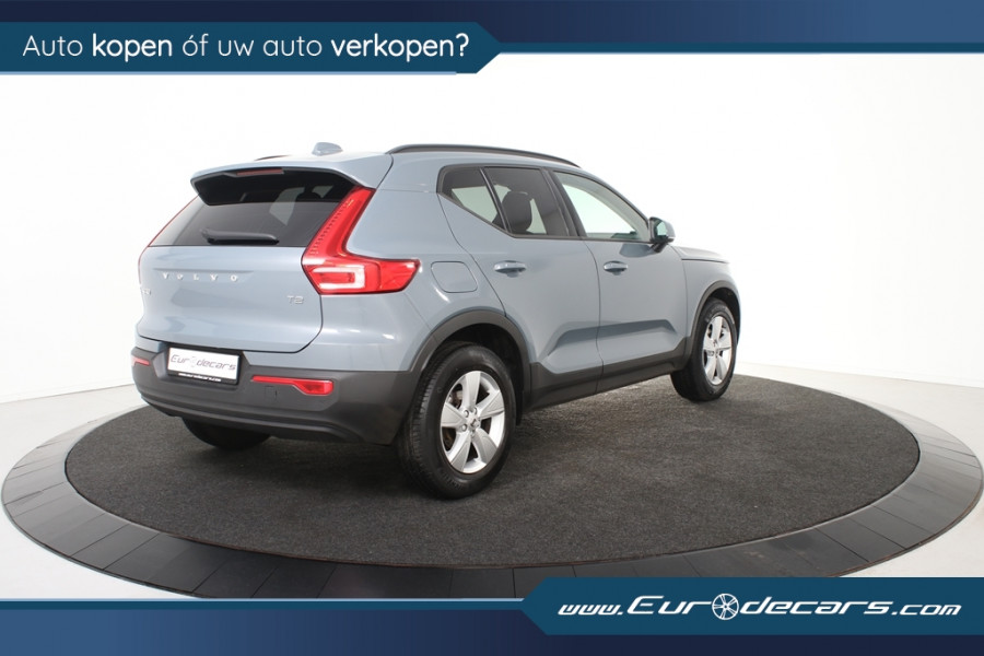 Volvo XC40 1.5 T2 Momentum *1ste Eigenaar*Navigatie*Camera*