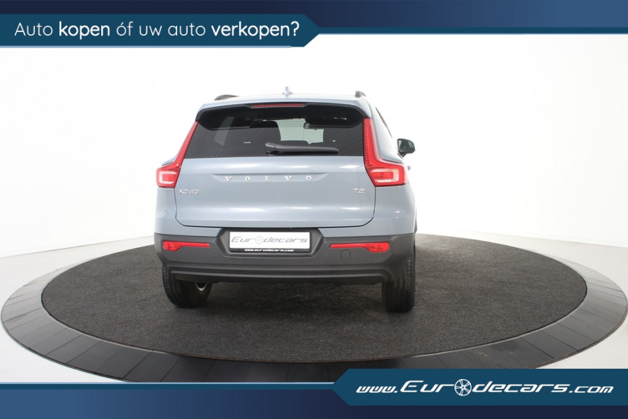 Volvo XC40 1.5 T2 Momentum *1ste Eigenaar*Navigatie*Camera*