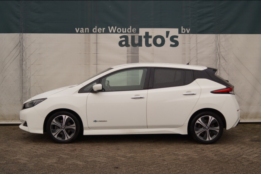 Nissan Leaf N-Connecta 40kWh -NAVI-ECC-PDC-CAM-