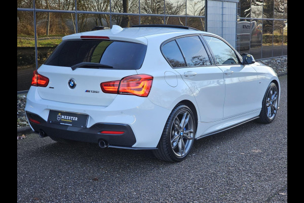 BMW 1-serie M135i xDrive |OPENDAK|H&K|STUUR/STOELVERW