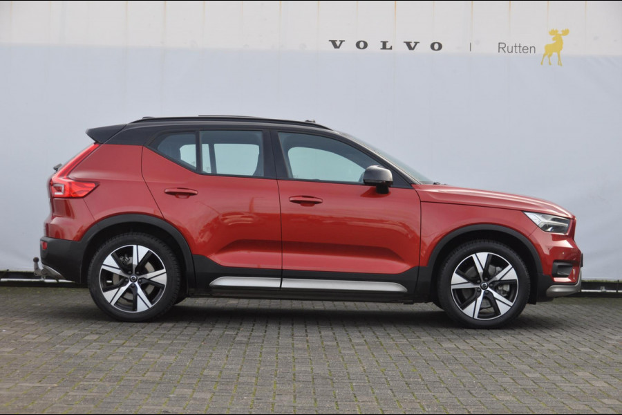 Volvo XC40 P8 408PK Automaat Recharge AWD R-Design / Elektrisch verstelbare stoelen met geheugen / BLIS / Panoramisch schuif-kanteldak / Semi automatische trekhaak / Google infotainment / Harman Kardon / 360 Camera / Keyless Entry / Adoptieve cruise control met pilot assist /