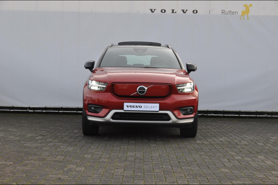 Volvo XC40 P8 408PK Automaat Recharge AWD R-Design / Elektrisch verstelbare stoelen met geheugen / BLIS / Panoramisch schuif-kanteldak / Semi automatische trekhaak / Google infotainment / Harman Kardon / 360 Camera / Keyless Entry / Adoptieve cruise control met pilot assist /