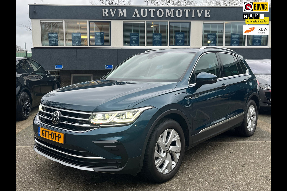 Volkswagen Tiguan 1.4 TSI eHybrid ELEGANCE VAN: 38.900,- VOOR 36.899,- EINDEJAARSVOORDEEL: 2.023,-| PANO | CAMERA | TREKHAAK |