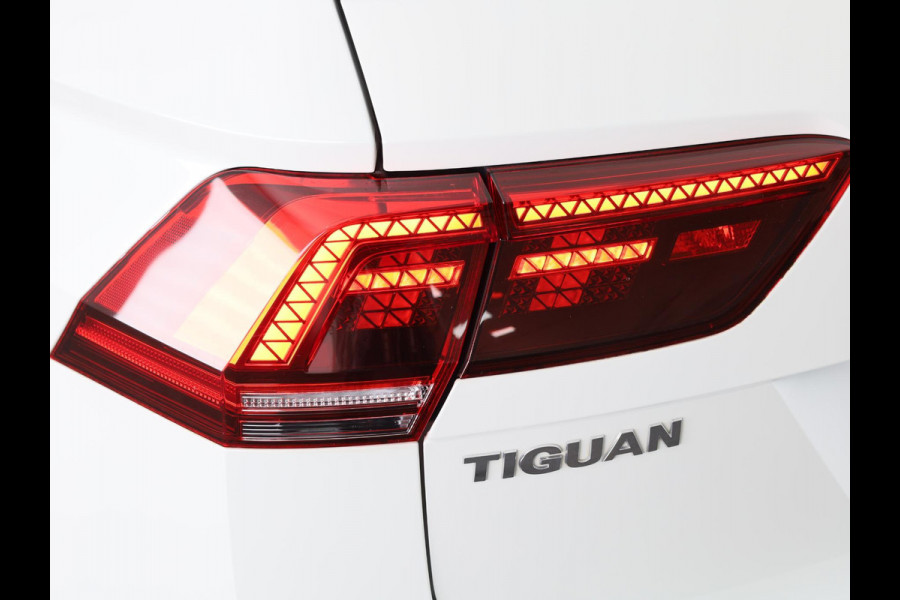 Volkswagen Tiguan 1.5 TSI ACT Highline Business R Led plus | Trekhaak Wegklapbaar |