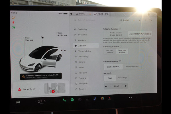 Tesla Model 3 Standard RWD Plus 60 kWh Autopilot Panodak Navi Leder PDC VA Camera 19" Sport Wheels