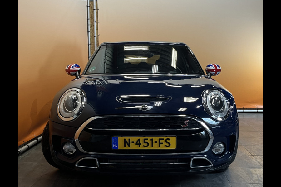 MINI Clubman 2.0 Cooper S Chili Serious Business stoelverwarming navigatie