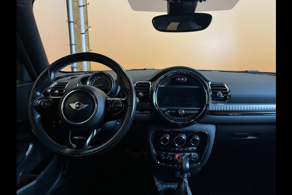 MINI Clubman 2.0 Cooper S Chili Serious Business stoelverwarming navigatie