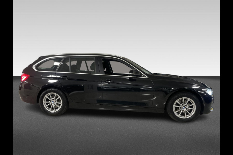 BMW 3 Serie Touring 318i Executive |automaat |trekhaak |Navigatie