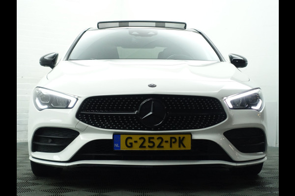 Mercedes-Benz CLA-Klasse 180 AMG Night Edition Aut- Panodak I Sfeerverlichting I Camera I Xenon Led I Sport Leder