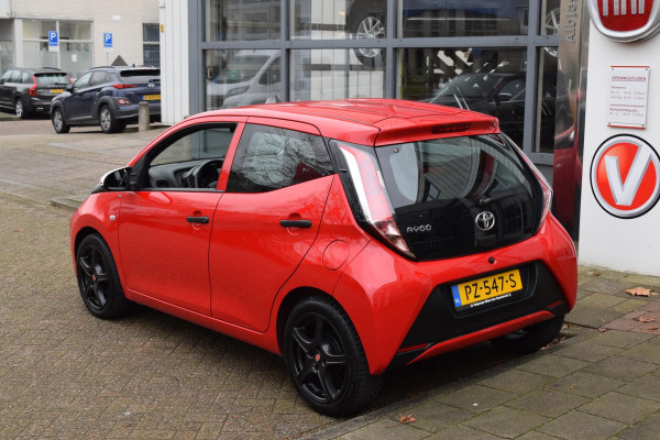 Toyota Aygo 1.0 VVT-i x-fun