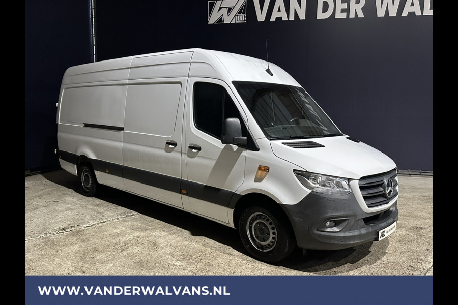 Mercedes-Benz Sprinter 317 CDI 170pk L3H2 Euro6 Airco | Camera | Navigatie | Cruisecontrol | Stoelverwarming Chauffeursstoel, Parkeersensoren, Bijrijdersbank