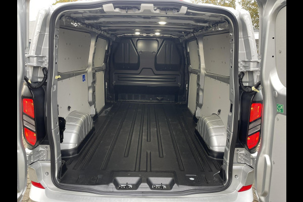 Ford Transit Custom 320 2.0 TDCI L2H1 Limited SCI  170pk Automaat! | 5 jaar garantie |  17 inch velgen | Dubbele schuifdeur | Draadloos opladen | Reservewiel |  70L brandstoftank | Trekhaak