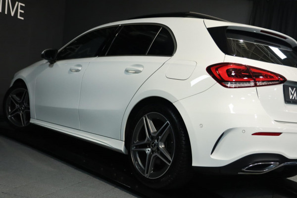 Mercedes-Benz A-Klasse A 220 AMG Line / PANODAK / ALCANTARA / ELEK-TREKHAAK / 18''